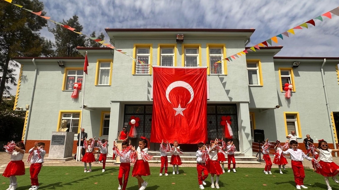 YAŞASIN 23 NİSAN